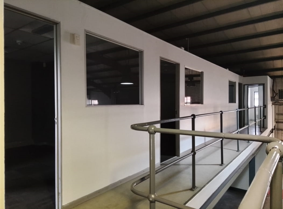 To Let Commercial Property for Rent in Paarden Eiland Western Cape